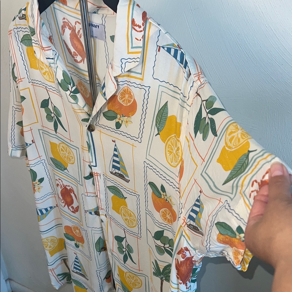 Old Navy Men's Citrus and Nautical Print Shirt - Picture 6 of 6